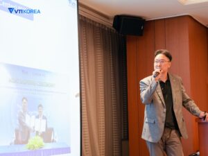 우리FIS 김재현 부장 – 금융 분야의 디지털 혁신에 대한 주요 인사이트를 공유 AX 